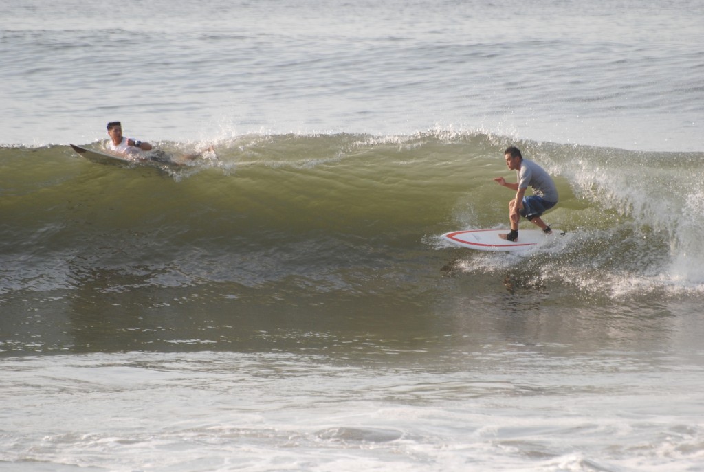Mira Flores Surf Guest
