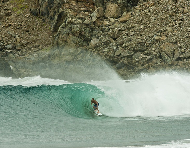 Salina cruz :: Punta Escondida Surf Tours