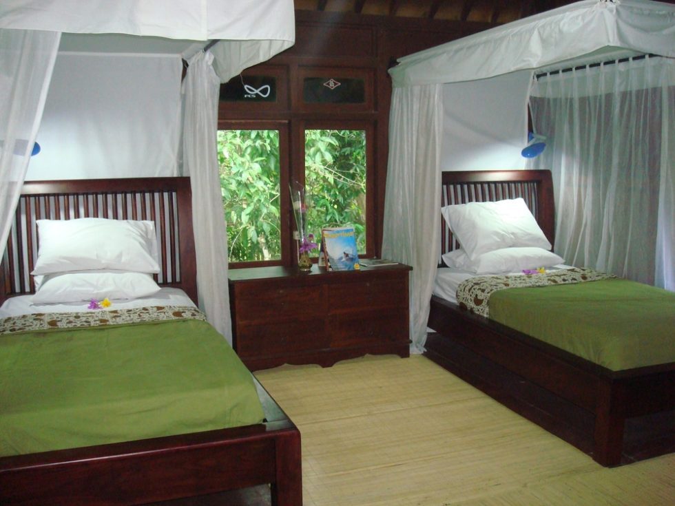 Bobby’s GLand Surf Camp Waterways Travel Surf Adventures