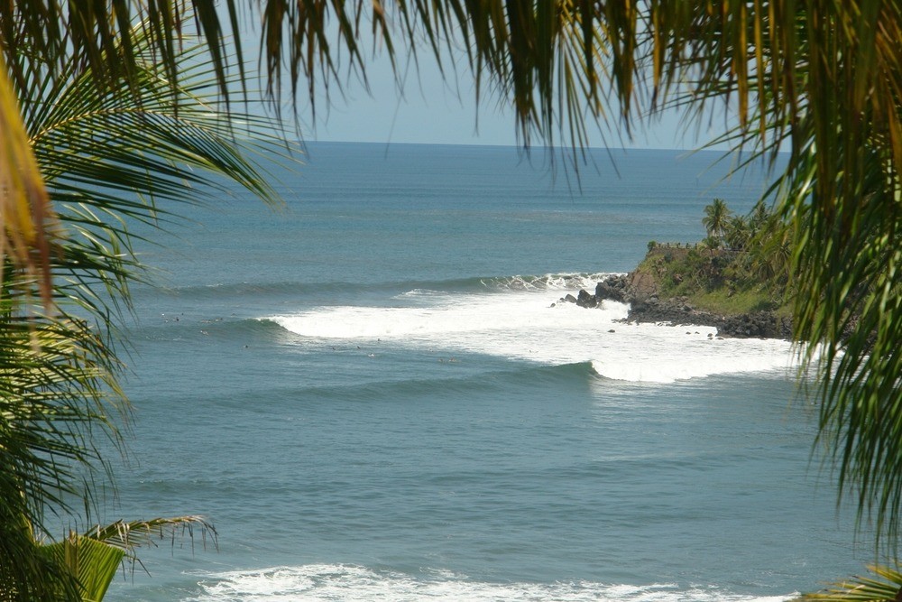 Miraflores Surf Lodge