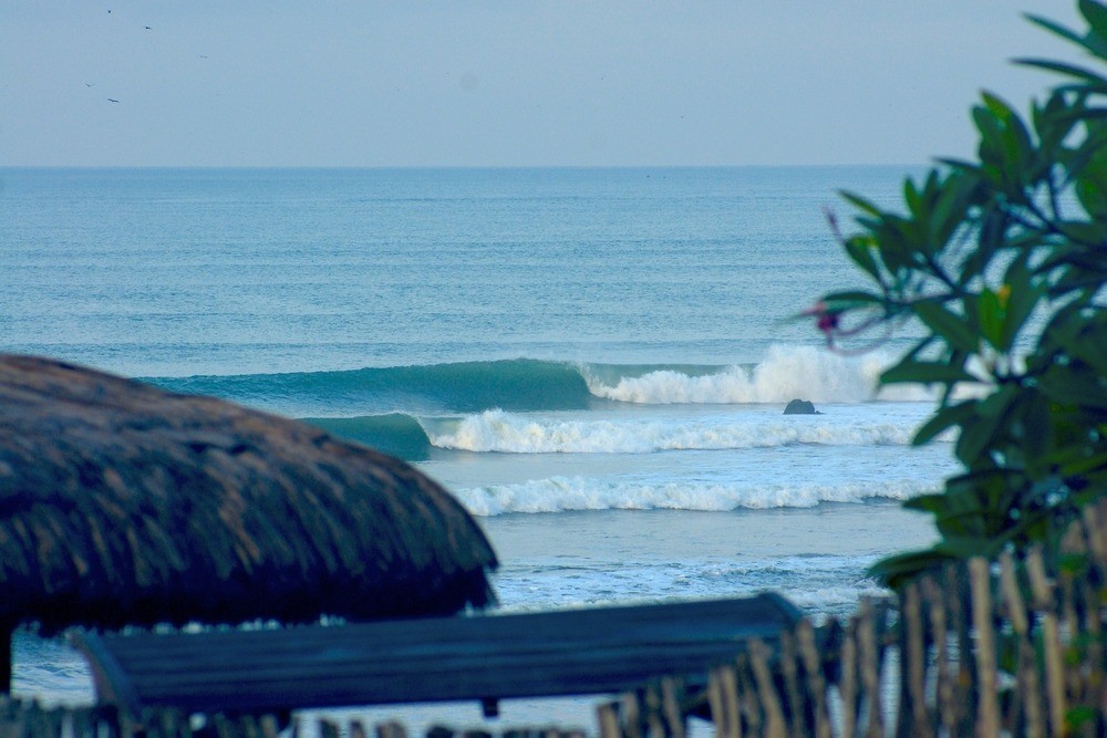 Ecuador Surf Tours